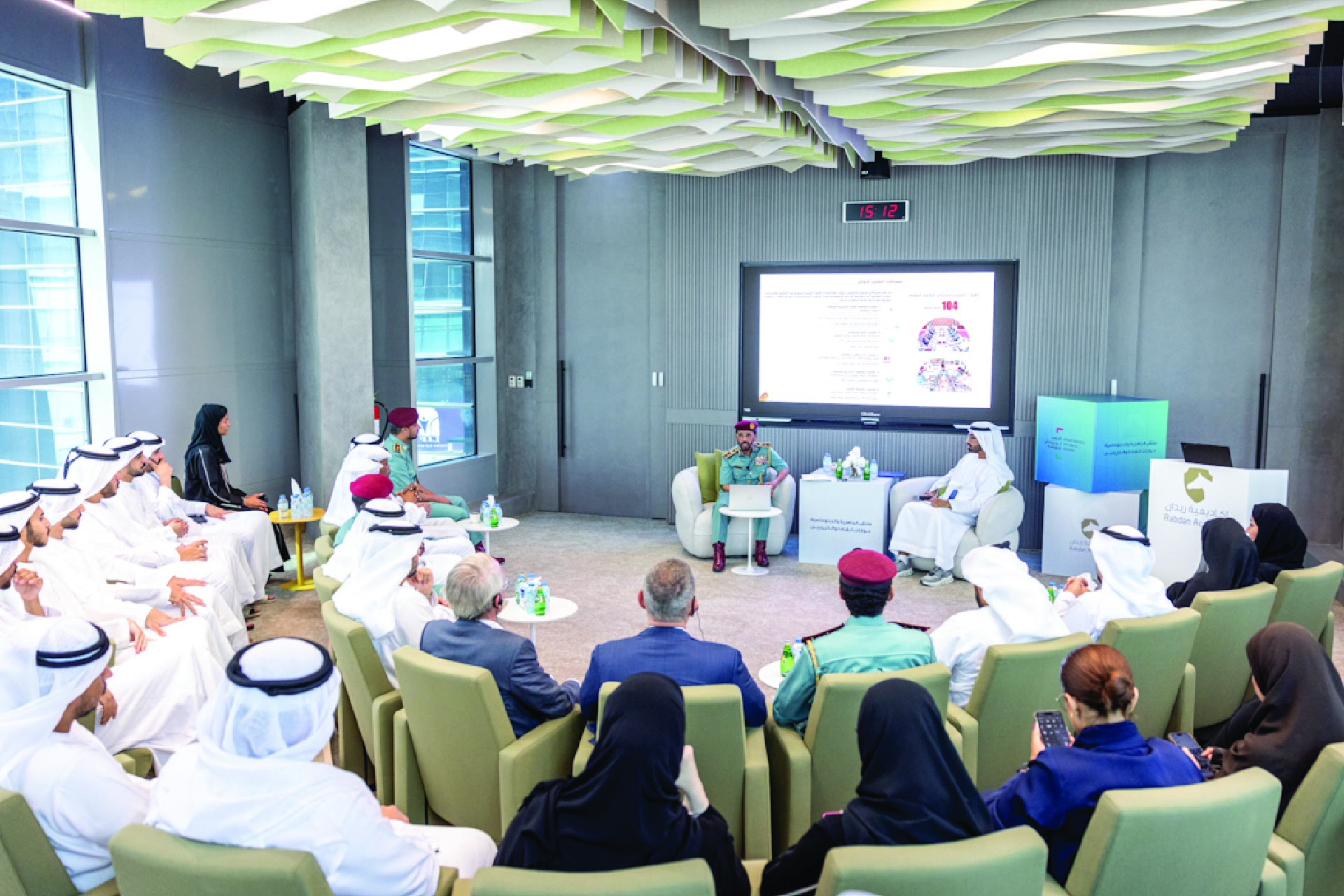 أكاديمية ربدان تُطلق "ملتقى الجاهزية والدبلوماسية" بهدف تمكين الخريجين من اتخاذ القرار وإدارة الأزمات